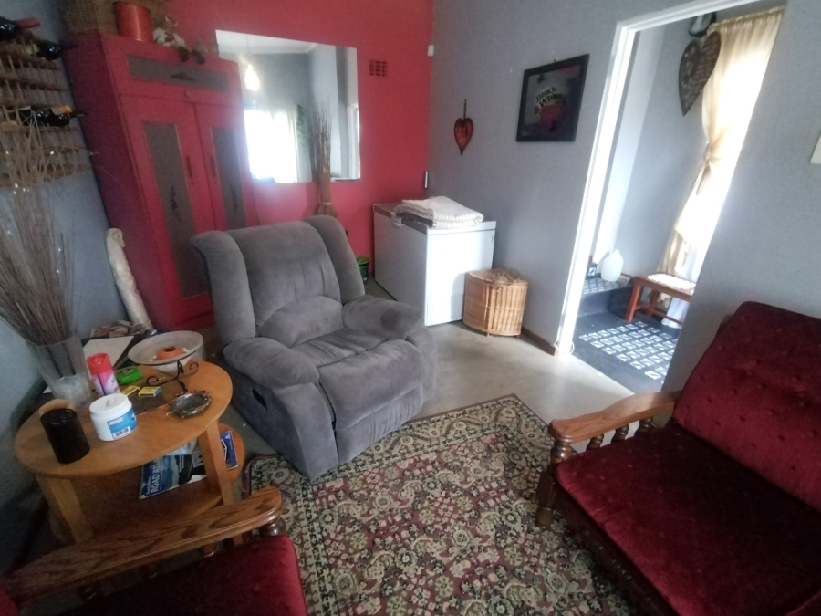 4 Bedroom Property for Sale in Humansdorp Eastern Cape